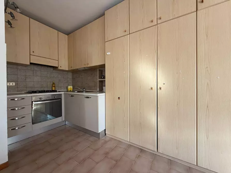 Immagine 5 di Appartamento in vendita  in Località Vescia a Acquacanina