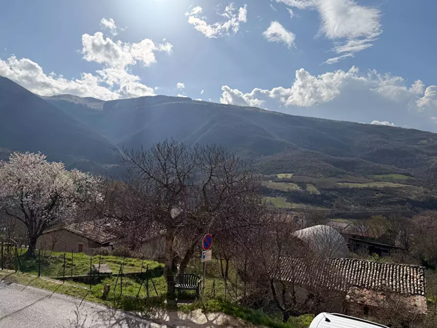 Immagine 14 di Appartamento in vendita  in Località Vescia a Acquacanina