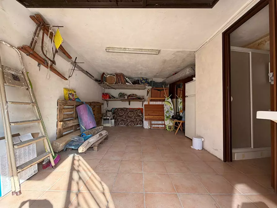 Immagine 18 di Appartamento in vendita  in Località Vescia a Acquacanina