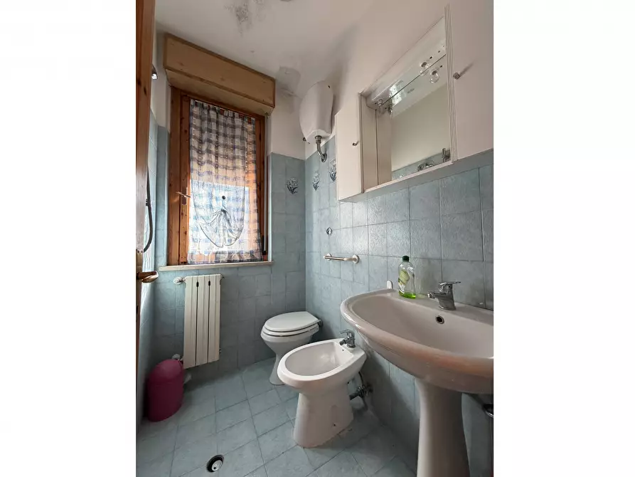 Immagine 20 di Appartamento in vendita  in Località Vescia a Acquacanina