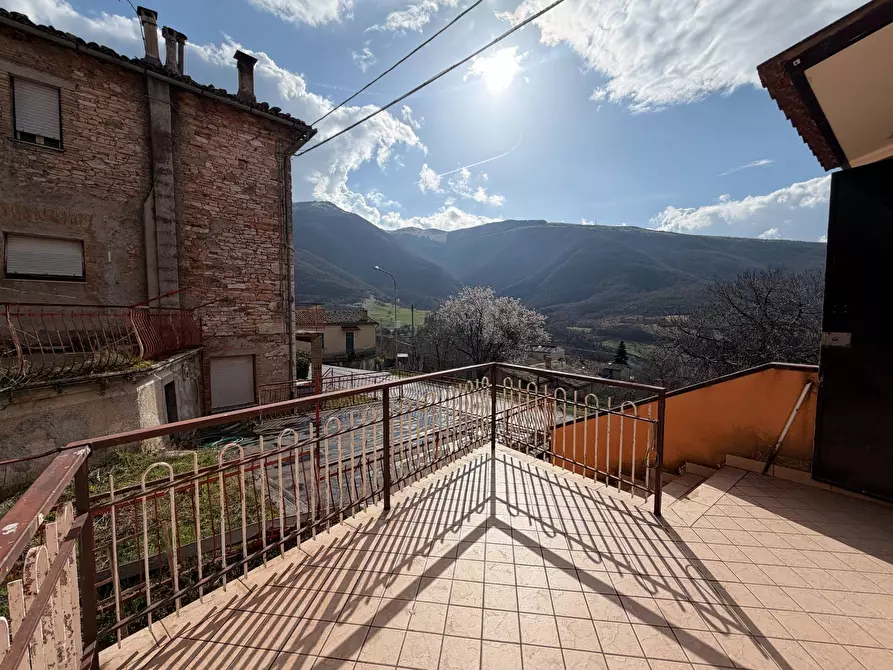 Immagine 23 di Appartamento in vendita  in Località Vescia a Acquacanina