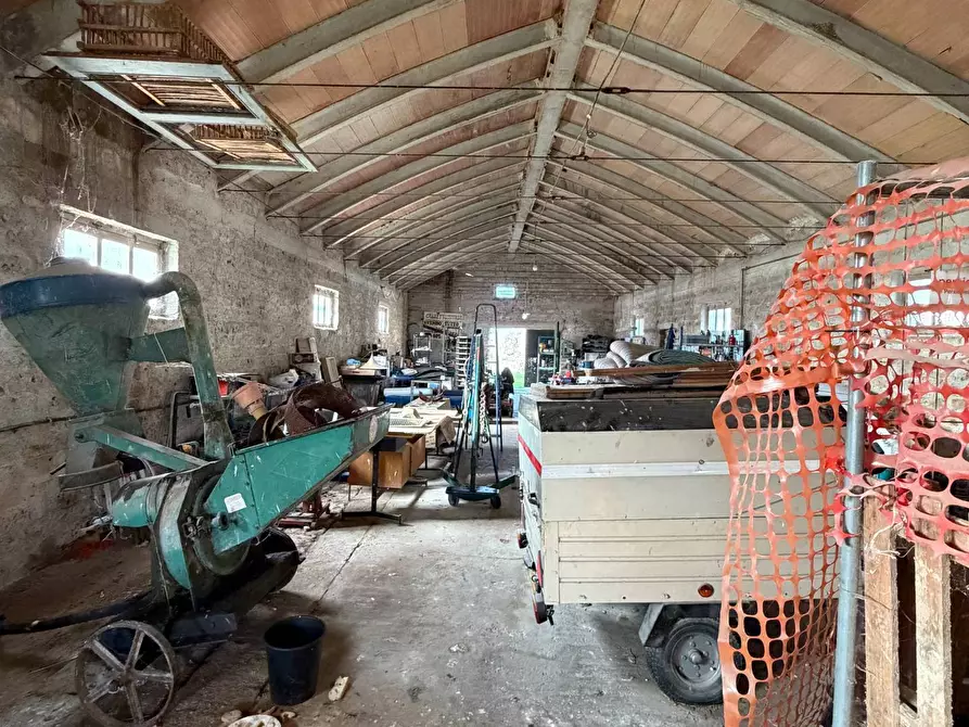 Immagine 17 di Casa indipendente in vendita  in C.da San Rocco a Tolentino