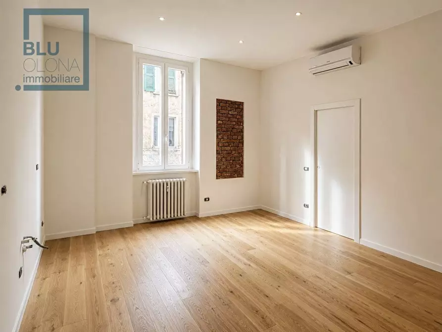 Immagine 1 di Appartamento in vendita  in Via Mac Mahon 109 a Milano