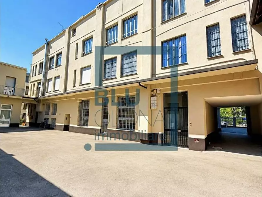 Immagine 5 di Appartamento in vendita  in Via Carlo Bazzi 49 a Milano