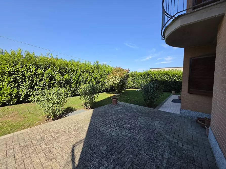 Immagine 36 di Appartamento in vendita  in VIA MARIO CAREDDU DIANA 4 a Asti