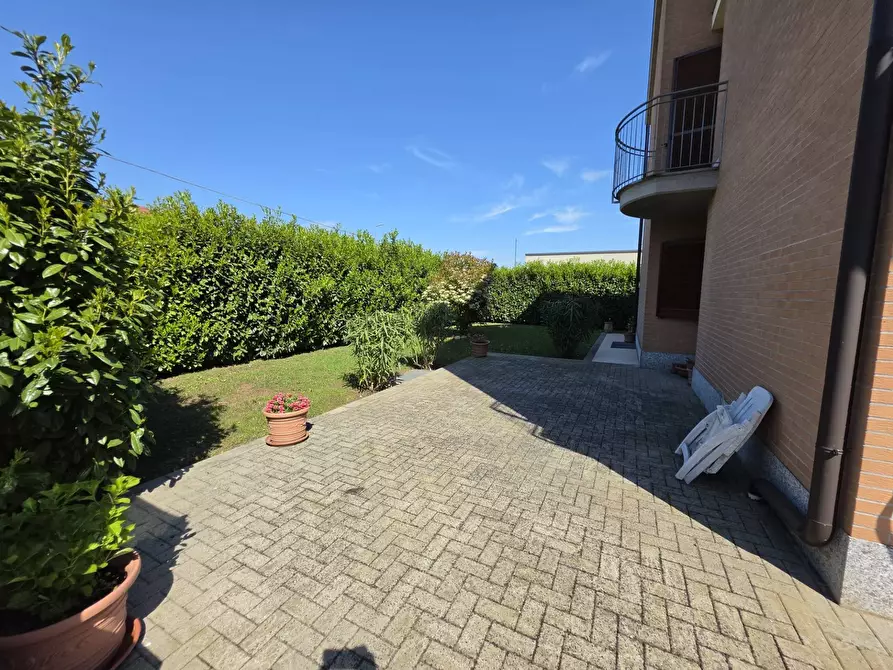Immagine 37 di Appartamento in vendita  in VIA MARIO CAREDDU DIANA 4 a Asti