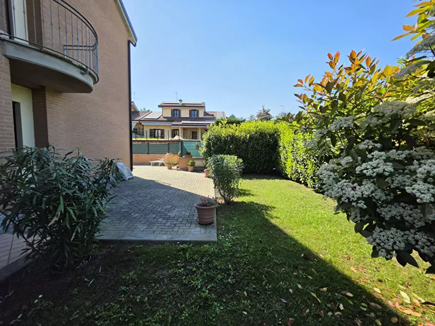 Immagine 2 di Appartamento in vendita  in VIA MARIO CAREDDU DIANA 4 a Asti