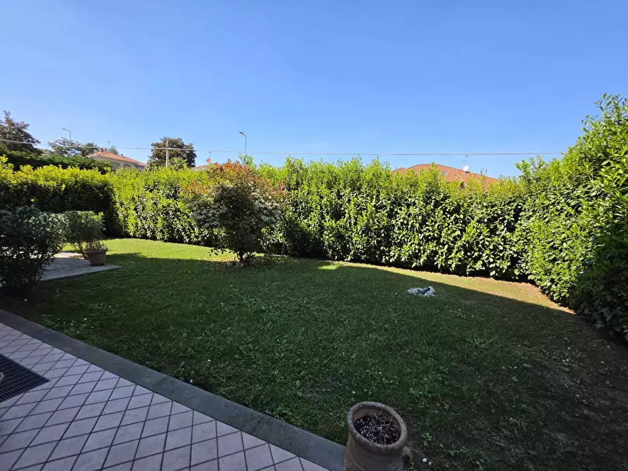 Immagine 40 di Appartamento in vendita  in VIA MARIO CAREDDU DIANA 4 a Asti