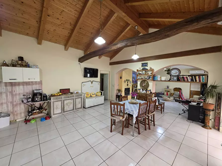 Immagine 10 di Rustico / casale in vendita  in frazione Lavezzole 70 a San Damiano D'asti