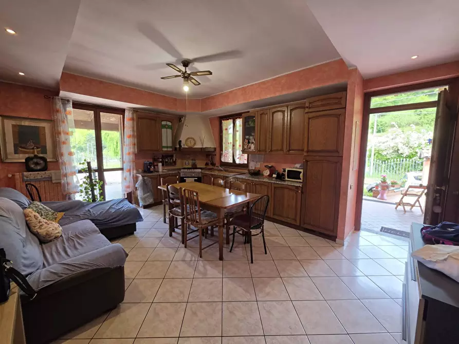 Immagine 29 di Villa in vendita  in via val popola 4 a Asti