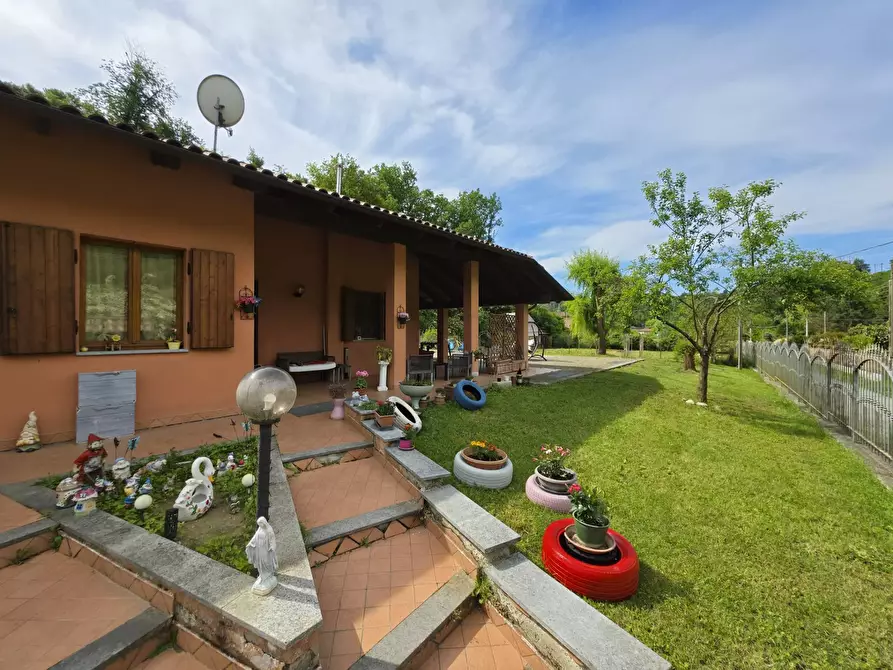 Immagine 3 di Villa in vendita  in via val popola 4 a Asti