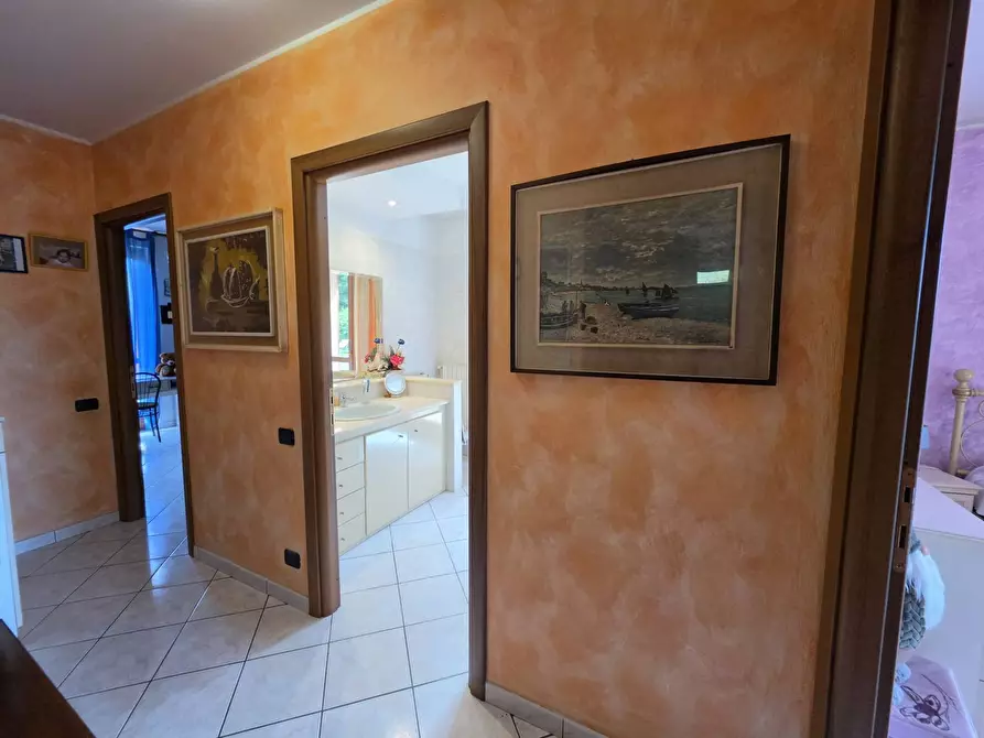 Immagine 24 di Villa in vendita  in via val popola 4 a Asti