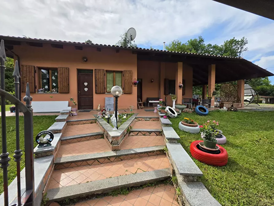 Immagine 41 di Villa in vendita  in via val popola 4 a Asti