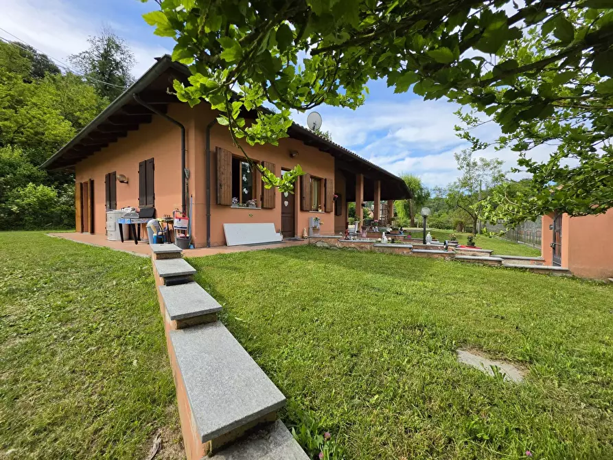 Immagine 47 di Villa in vendita  in via val popola 4 a Asti
