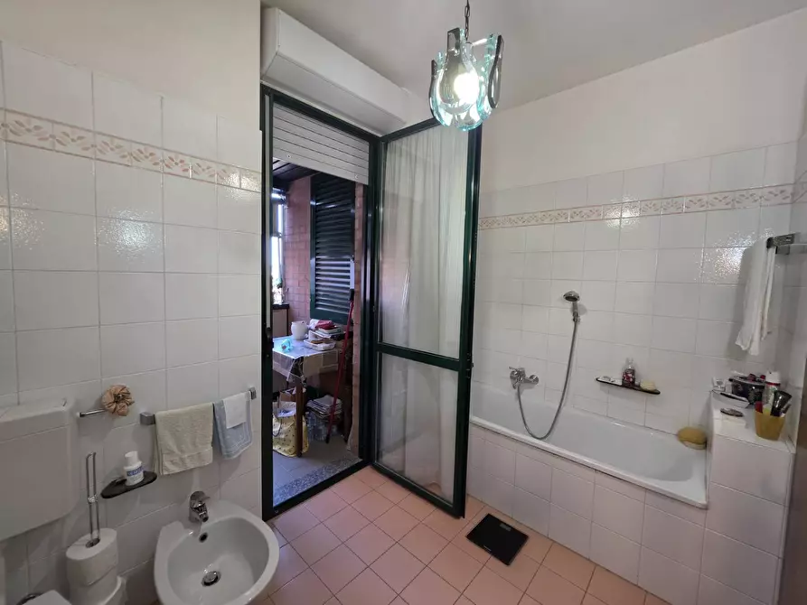 Immagine 16 di Appartamento in vendita  in corso felice cavallotti 35 a Asti