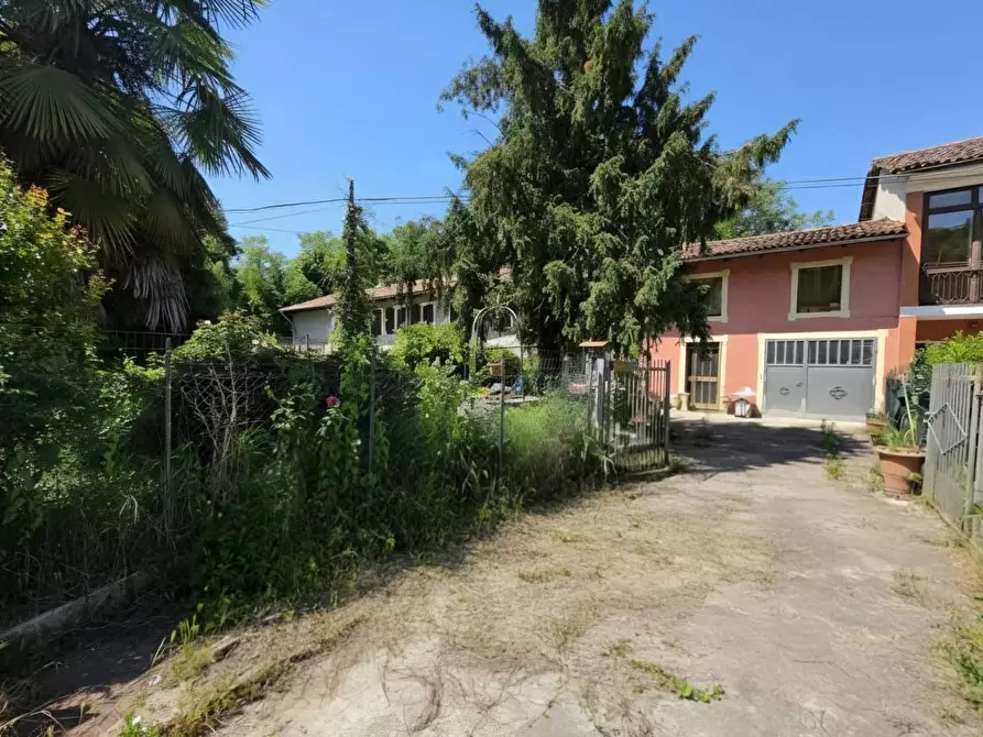Immagine 1 di Rustico / casale in vendita  in FRAZIONE CASABIANCA 139 a Asti