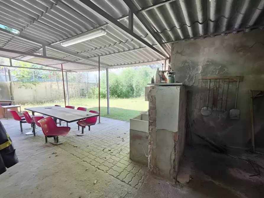 Immagine 8 di Rustico / casale in vendita  in FRAZIONE CASABIANCA 139 a Asti