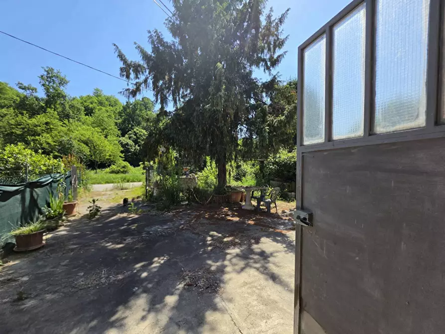 Immagine 23 di Rustico / casale in vendita  in FRAZIONE CASABIANCA 139 a Asti