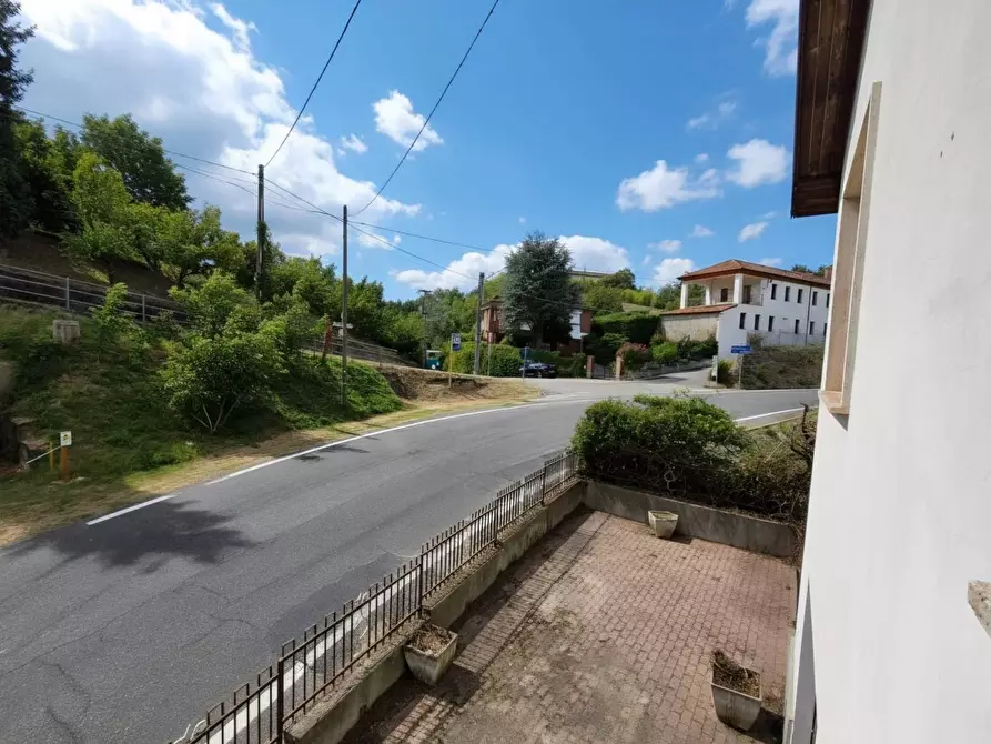 Immagine 16 di Villa in vendita  in Via Serra D'asti 61 a Belveglio