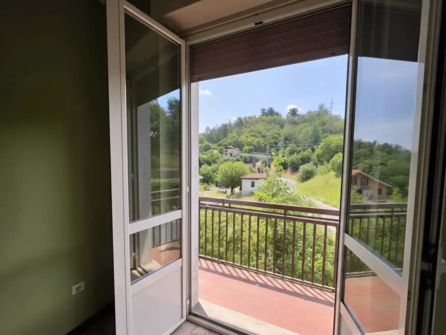 Immagine 18 di Villa in vendita  in Via Serra D'asti 61 a Belveglio