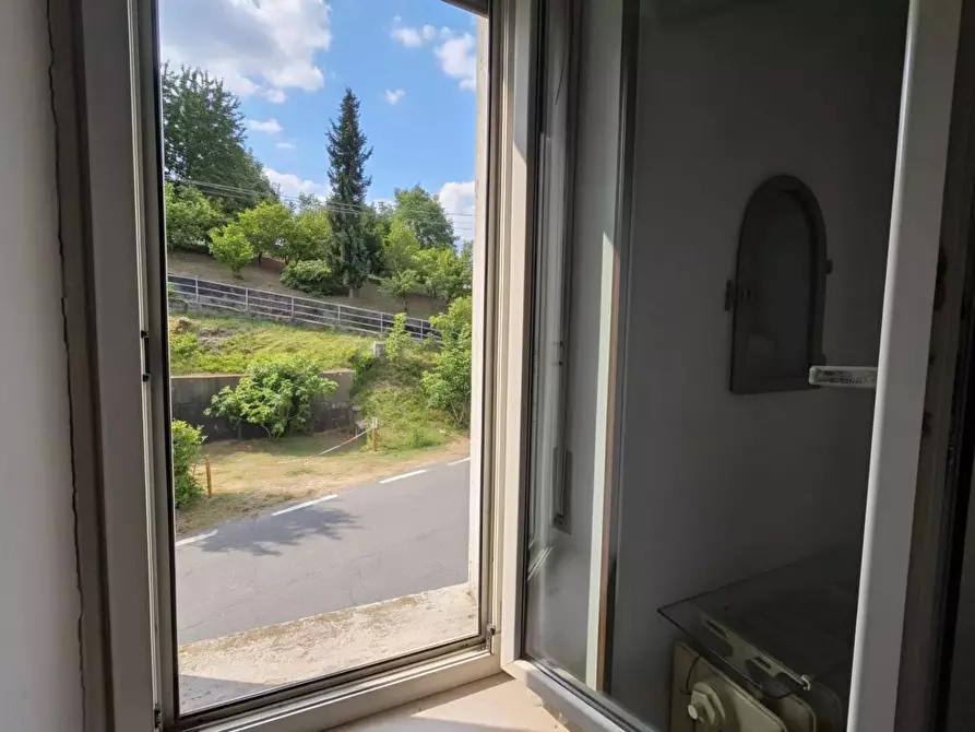 Immagine 25 di Villa in vendita  in Via Serra D'asti 61 a Belveglio