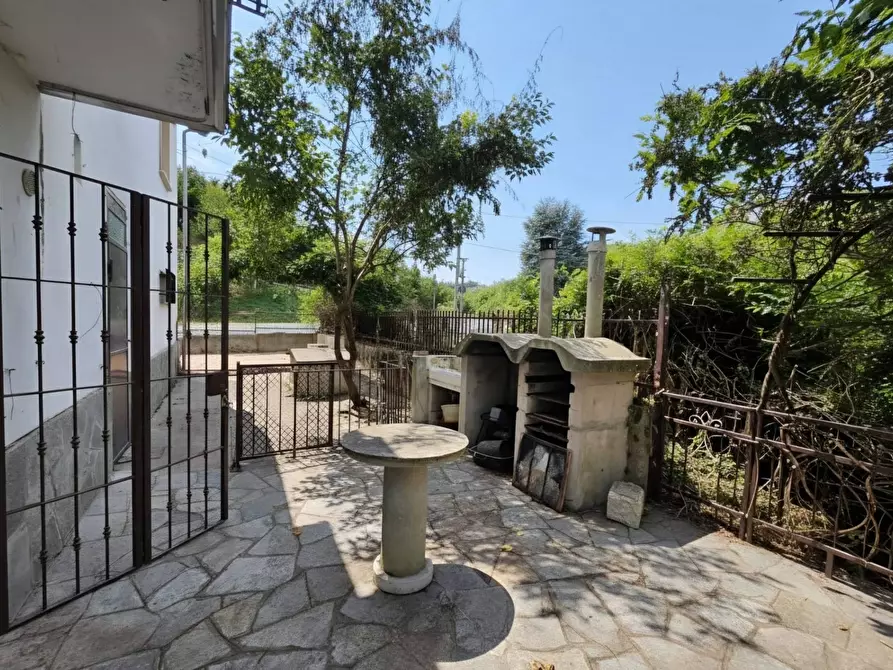 Immagine 33 di Villa in vendita  in Via Serra D'asti 61 a Belveglio