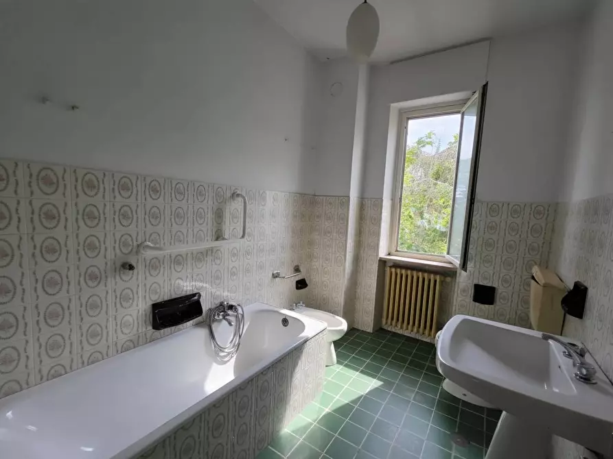 Immagine 24 di Villa in vendita  in Via Serra D'asti 61 a Belveglio