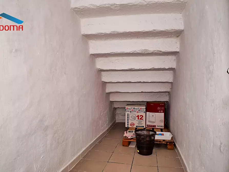 Immagine 13 di Locale commerciale in affitto  in Piazza vittorio veneto 12 a Vernole