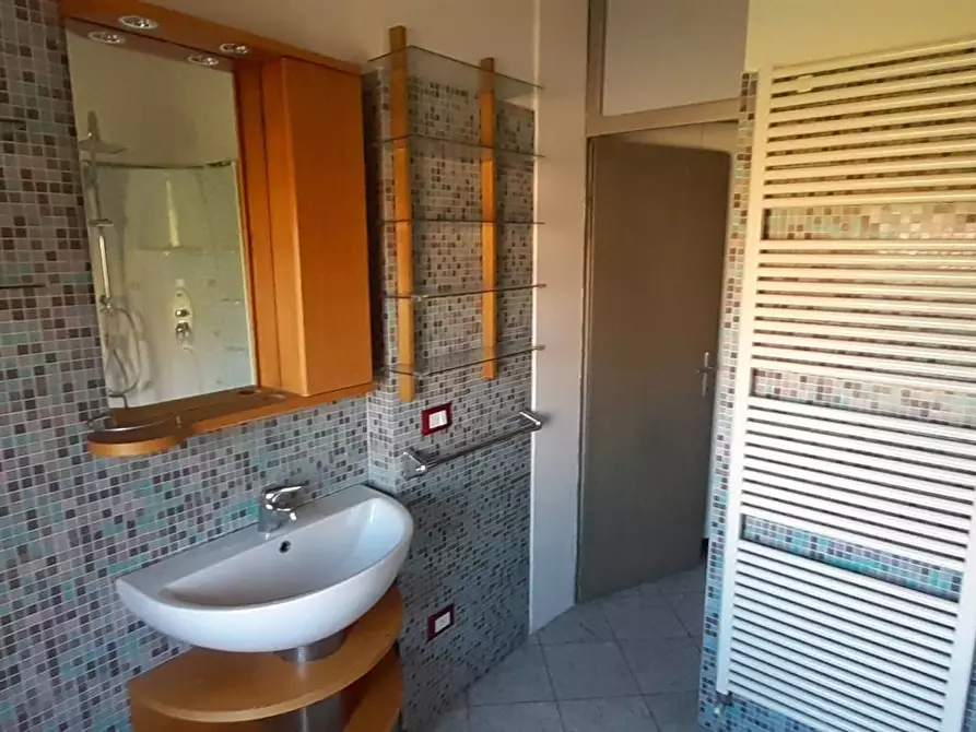 Immagine 11 di Appartamento in vendita  in Via Ripagrande 101 a Ferrara