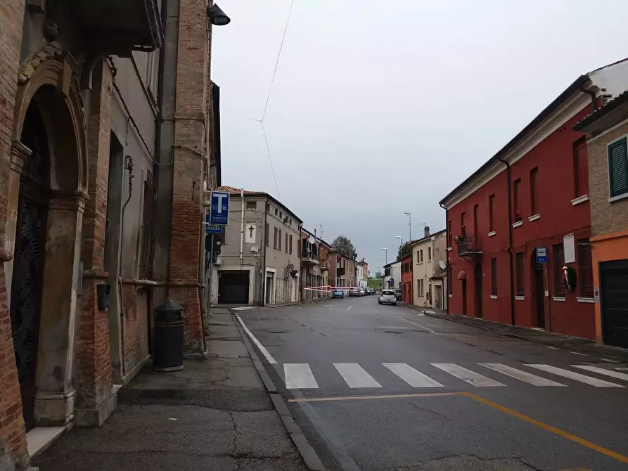 Immagine 23 di Casa indipendente in vendita  in Piazza Fetonte 32 a Ferrara