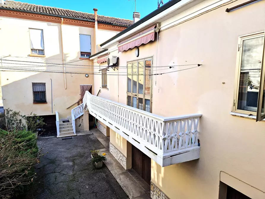 Immagine 5 di Casa indipendente in vendita  in Via Giuseppe Fabbri 24 a Ferrara