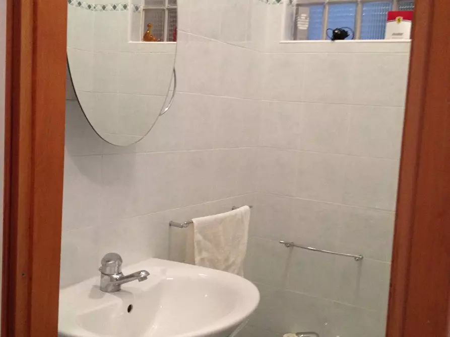 Immagine 5 di Camera in affitto  in VIA GOVONI 4 a Ferrara