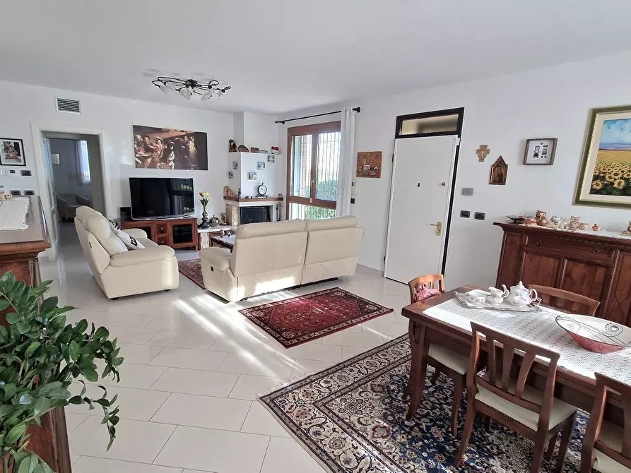 Immagine 6 di Villa in vendita  in Via Lucio Mongardi 33 a Ferrara