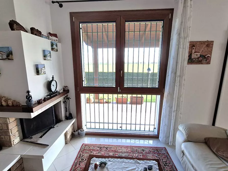 Immagine 8 di Villa in vendita  in Via Lucio Mongardi 33 a Ferrara