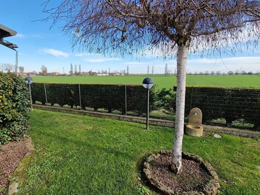 Immagine 47 di Villa in vendita  in Via Lucio Mongardi 33 a Ferrara