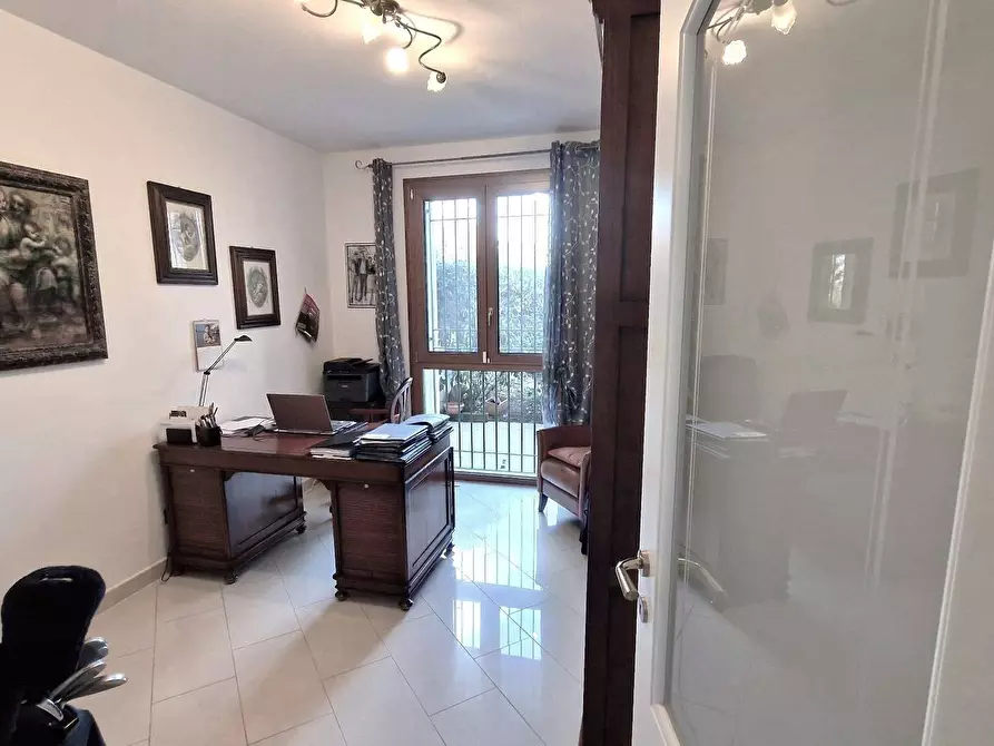 Immagine 18 di Villa in vendita  in Via Lucio Mongardi 33 a Ferrara