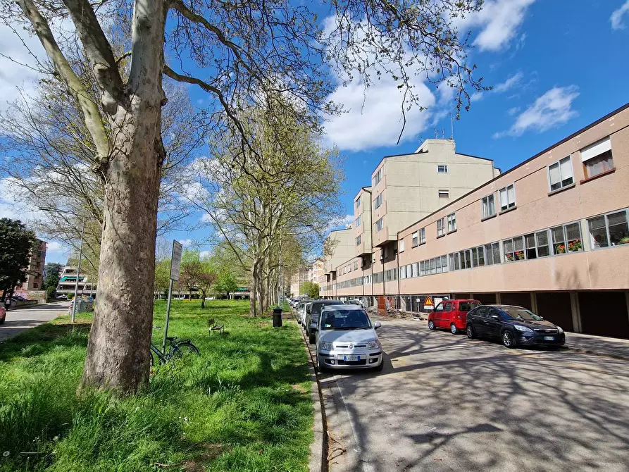 Immagine 22 di Appartamento in vendita  in Via Giosue' Carducci 2 a Ferrara