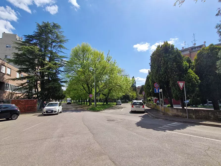 Immagine 20 di Appartamento in vendita  in Via Giosue' Carducci 2 a Ferrara