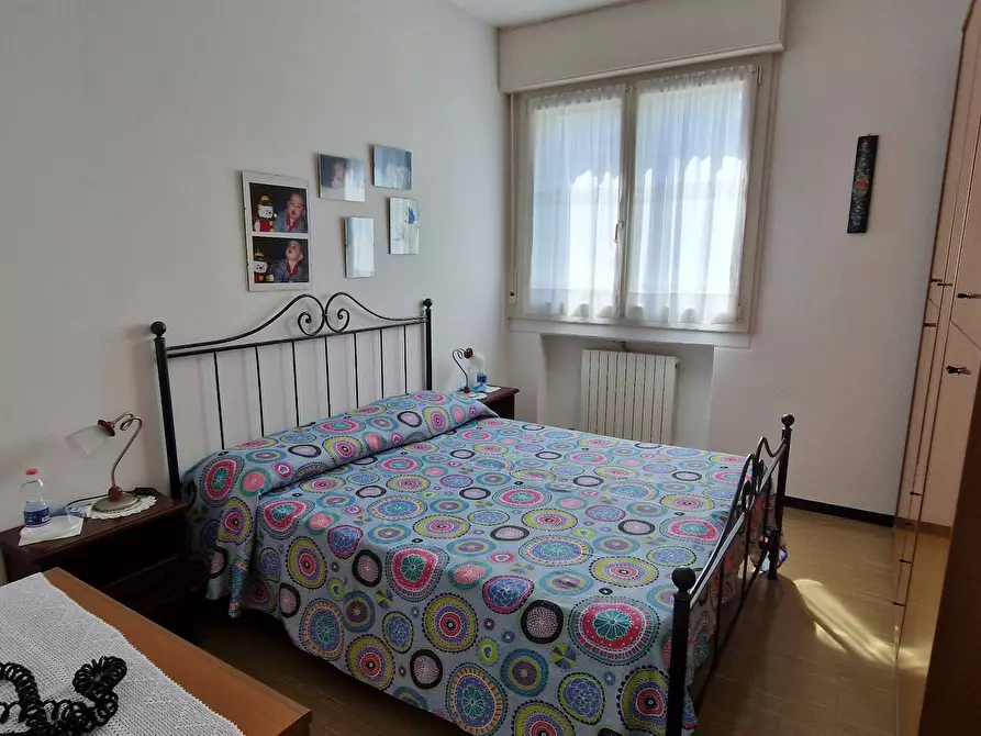 Immagine 9 di Appartamento in vendita  in Via Giosue' Carducci 2 a Ferrara