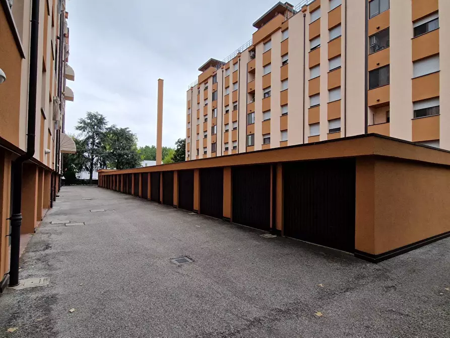 Immagine 26 di Appartamento in vendita  in Via Comitato di Liberazione 24 a Ferrara