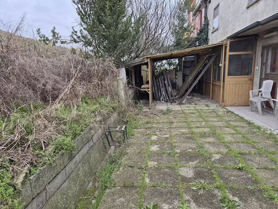 Immagine 2 di Casa indipendente in vendita  in Via Lavezzola 66 a Ferrara