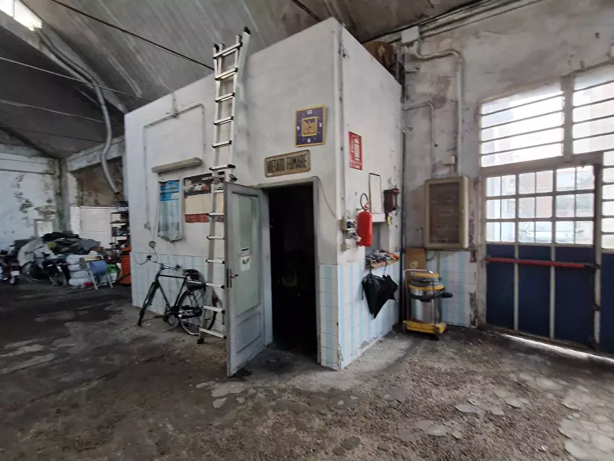 Immagine 6 di Locale commerciale in vendita  in Via Bologna 169/a a Ferrara