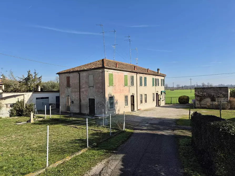Immagine 3 di Casa indipendente in vendita  in Via Carmignana 10 a Ferrara