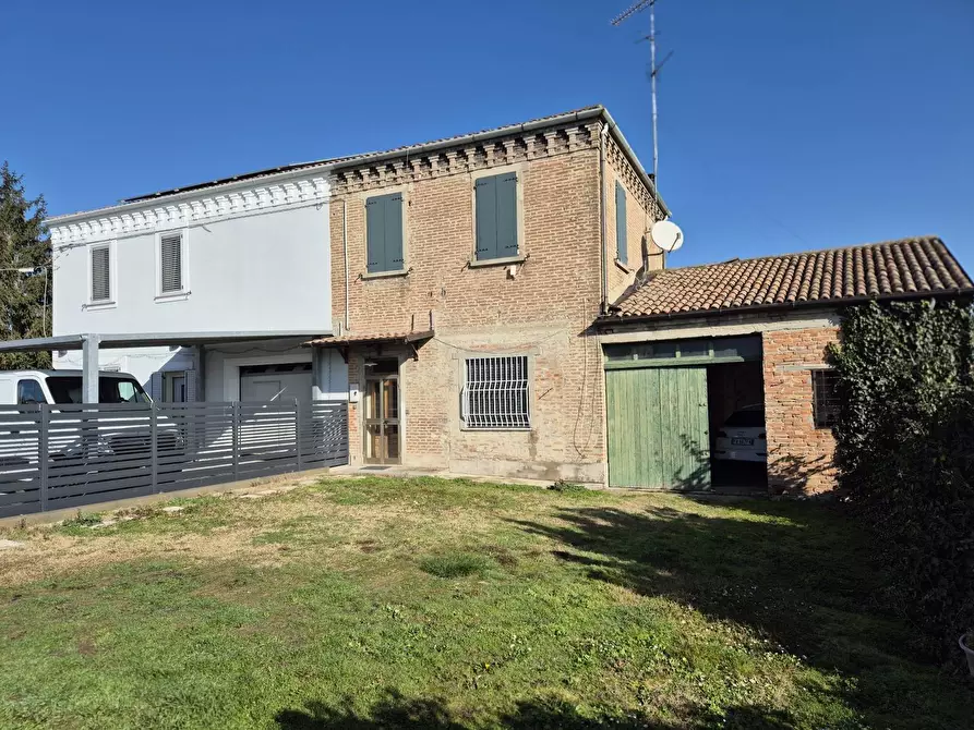 Immagine 3 di Casa indipendente in vendita  in VIA ARGINE VECCHIO 80 a Terre Del Reno