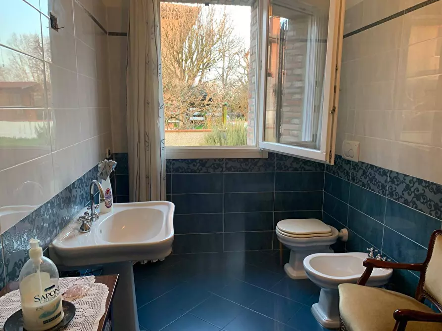 Immagine 24 di Villa in vendita  in Via Del Capitello 21 a Ferrara