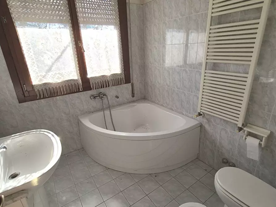 Immagine 22 di Casa indipendente in vendita  in Via Antonio E Nicolo' Beccari 48 a Ferrara