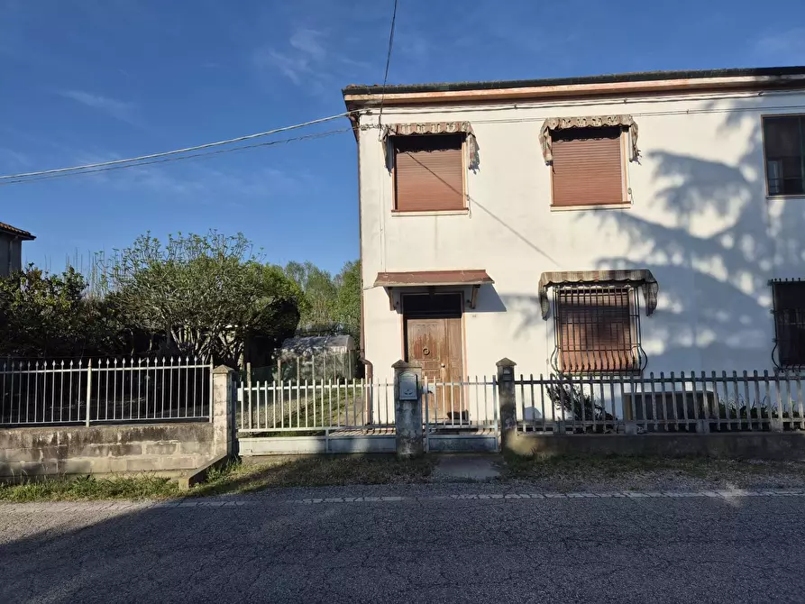 Immagine 29 di Casa indipendente in vendita  in Via Antonio E Nicolo' Beccari 48 a Ferrara