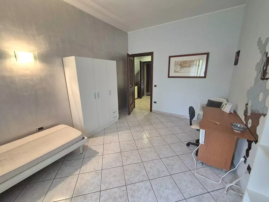 Immagine 8 di Camera in affitto  in Viale Cesare Battisti 7 a Ferrara