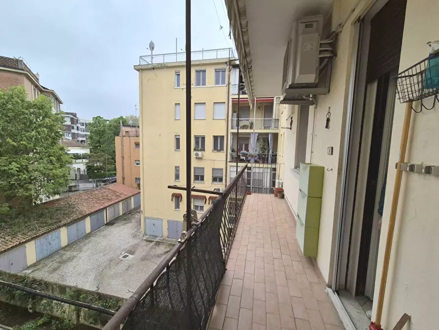 Immagine 20 di Camera in affitto  in Viale Cesare Battisti 7 a Ferrara