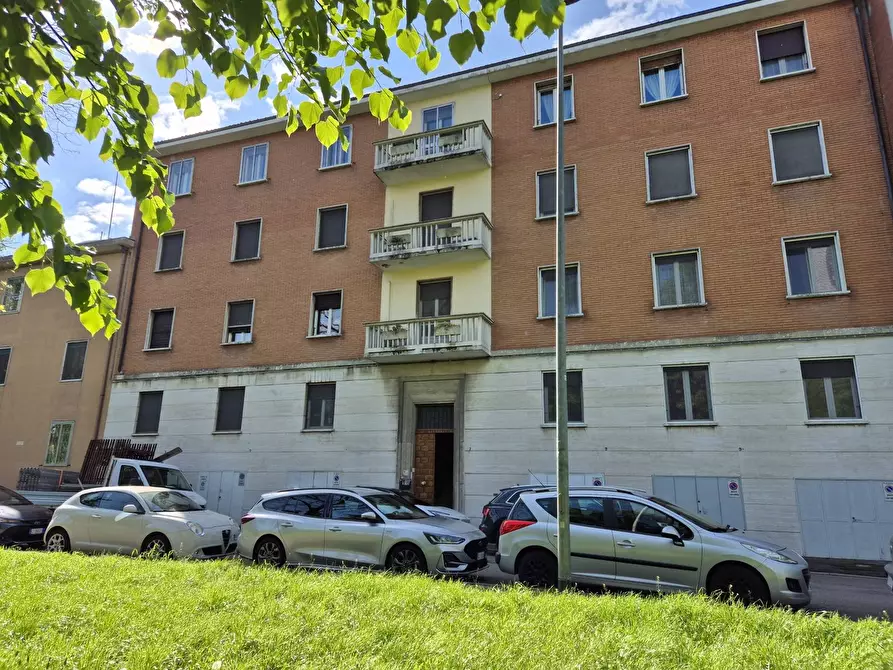 Immagine 1 di Camera in affitto  in Viale Cesare Battisti 7 a Ferrara